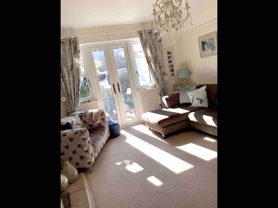 Goodwood Fos 5 Minutes Chichester Sleeps 8 Lavant Exterior foto