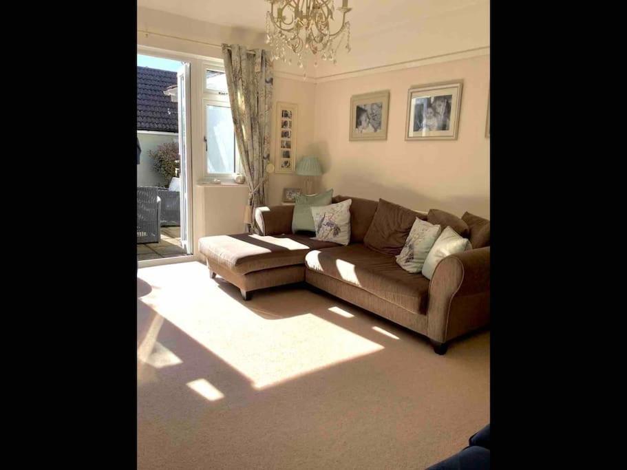 Goodwood Fos 5 Minutes Chichester Sleeps 8 Lavant Exterior foto