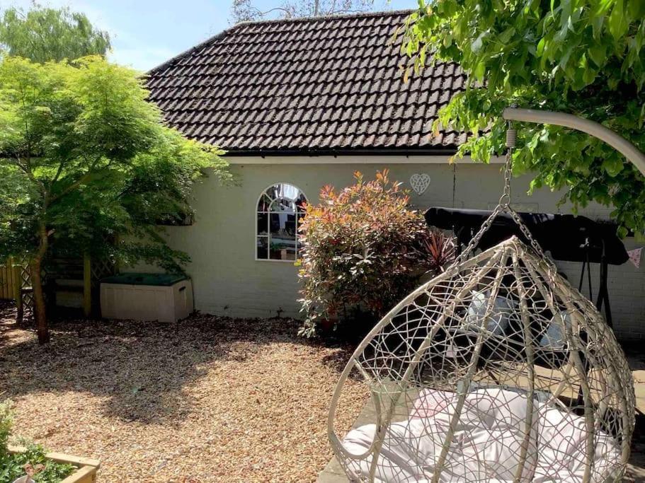 Goodwood Fos 5 Minutes Chichester Sleeps 8 Lavant Exterior foto